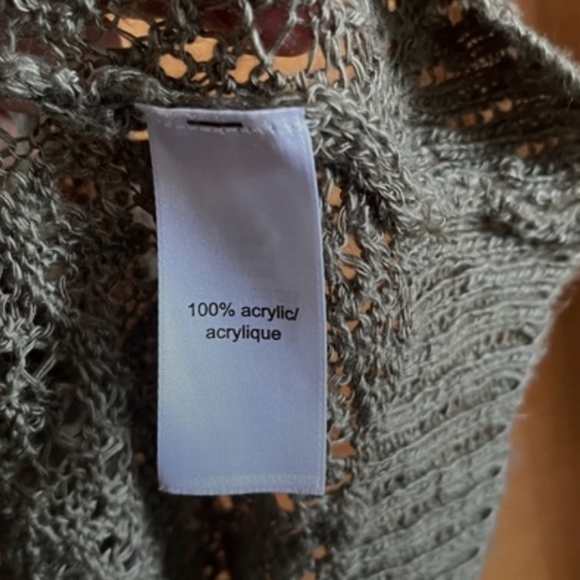 Maurice’s beautiful, green lightweight lace cardigan - Picture 3 of 4